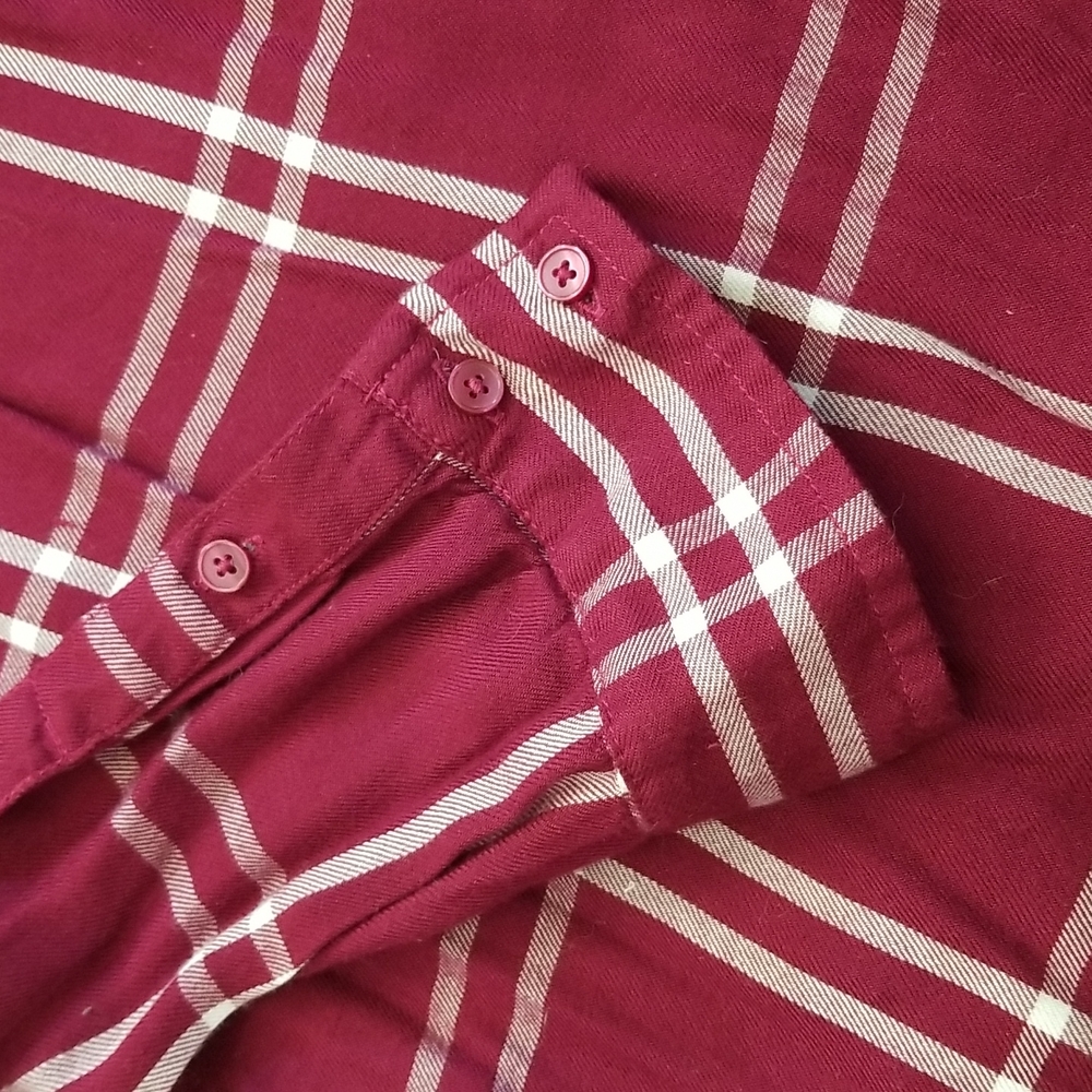 Express Cold Shoulder Shirt - Picture 6 of 11